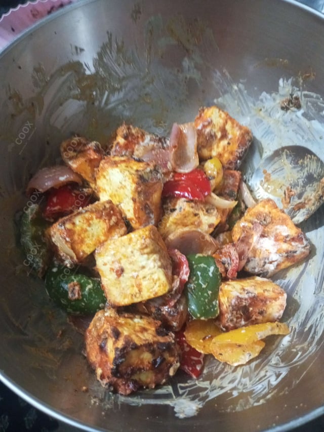 Delicious Paneer Tikka prepared by COOX