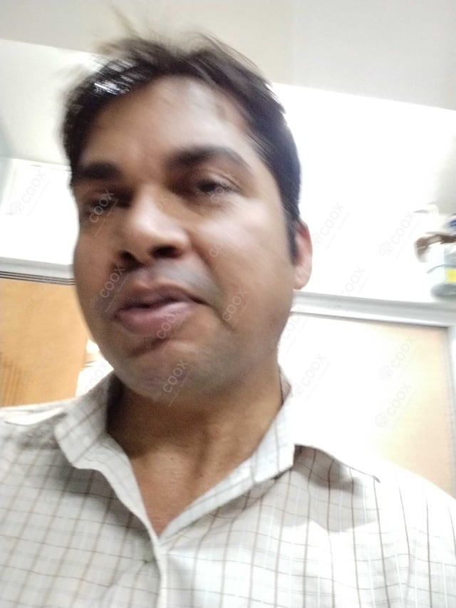 Chef from COOX at bookings. Professional cooks chefs at home