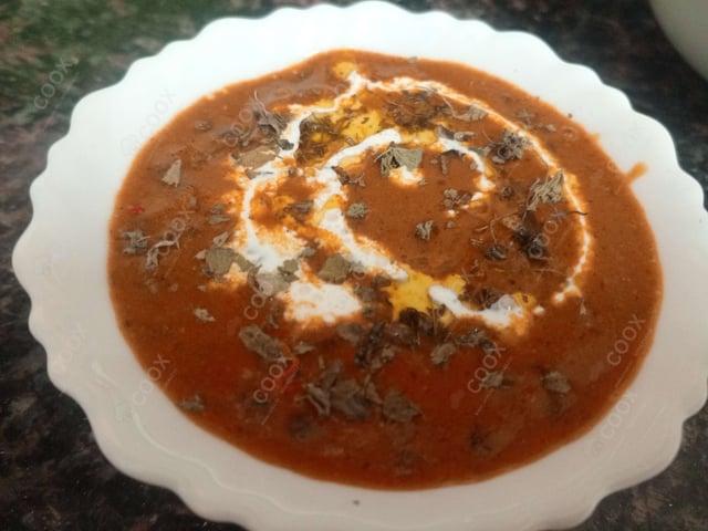 Delicious Dal Makhni prepared by COOX