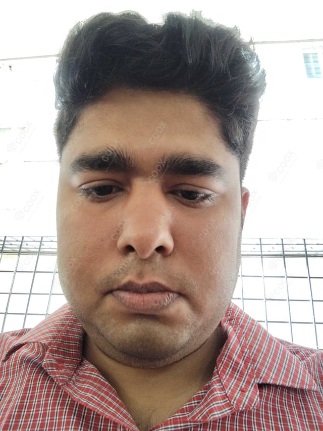 Chef from COOX at bookings. Professional cooks chefs at home