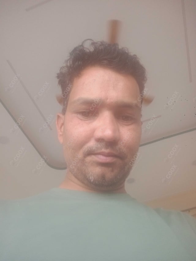 Chef from COOX at bookings. Professional cooks chefs at home