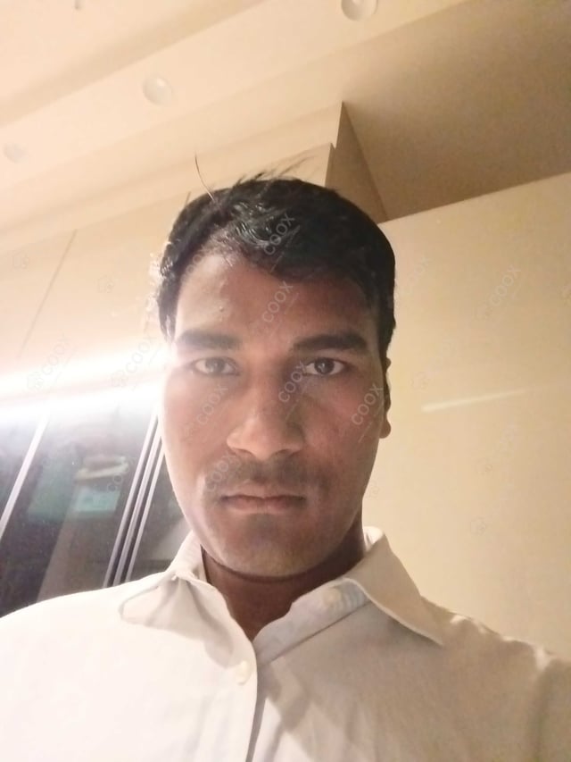 Chef from COOX at bookings. Professional cooks chefs at home