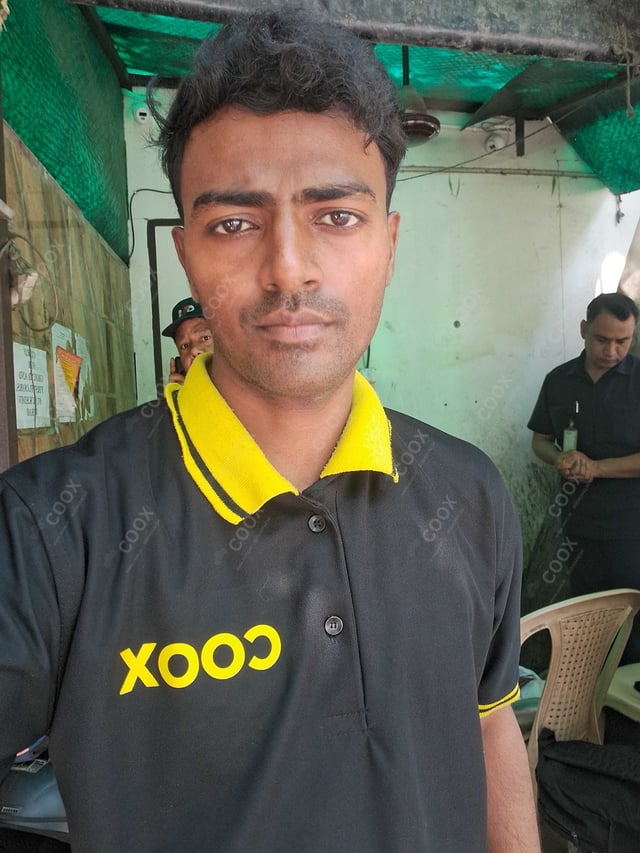 Chef from COOX at bookings. Professional cooks chefs at home