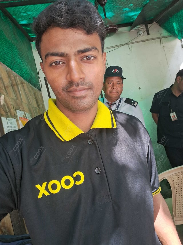 Chef from COOX at bookings. Professional cooks chefs at home