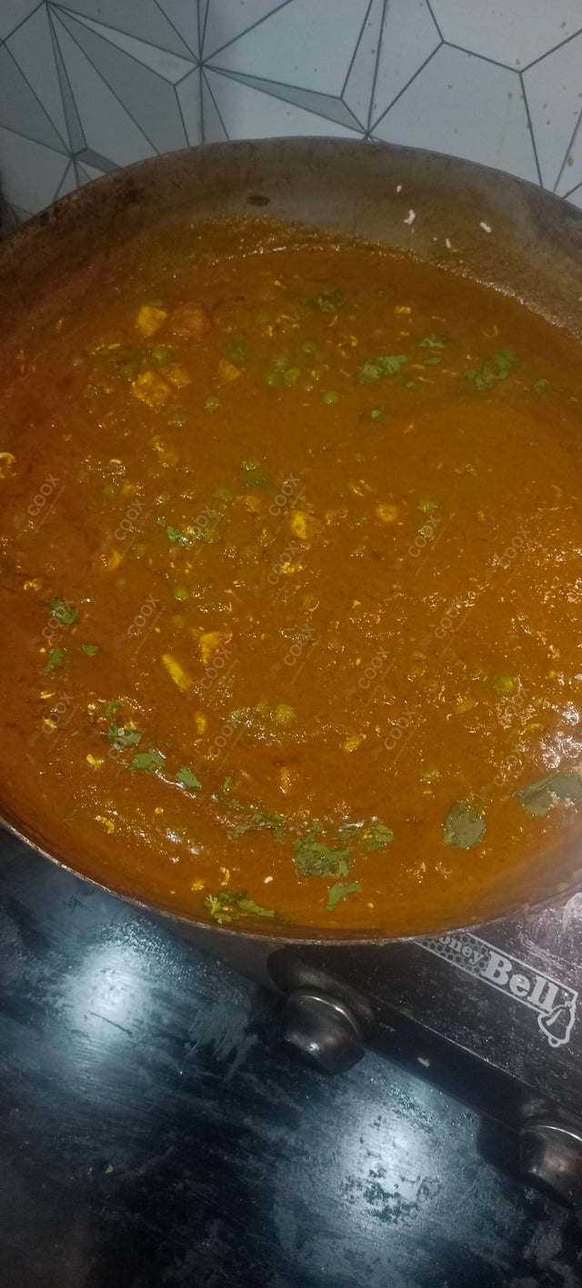 Delicious Matar Paneer prepared by COOX