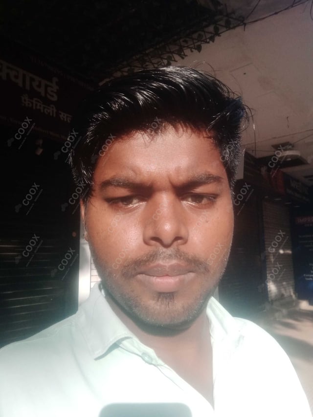 Chef from COOX at bookings. Professional cooks chefs at home