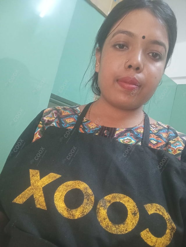 Chef from COOX at bookings. Professional cooks chefs at home