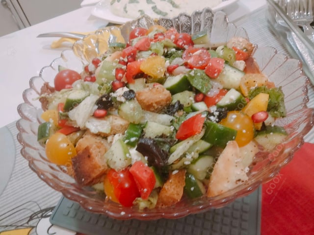 Delicious Fattoush Salad prepared by COOX