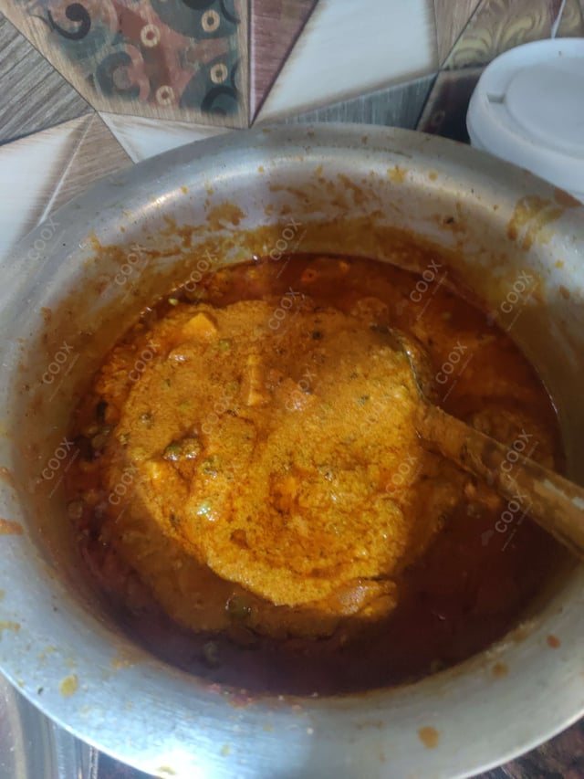 Delicious Matar Paneer prepared by COOX