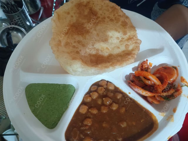 Delicious Chana Bhatura prepared by COOX