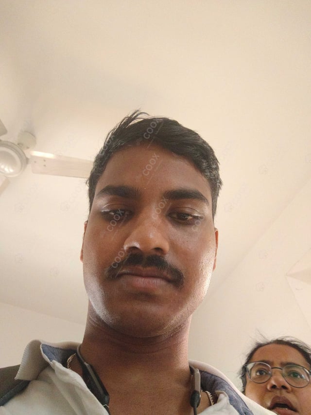 Chef from COOX at bookings. Professional cooks chefs at home