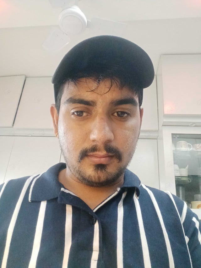 Chef from COOX at bookings. Professional cooks chefs at home