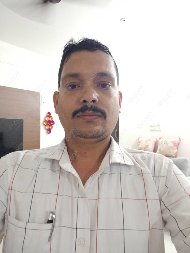 Chef from COOX at bookings. Professional cooks chefs at home