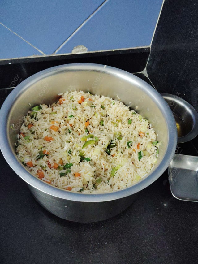 Delicious Veg Fried Rice prepared by COOX