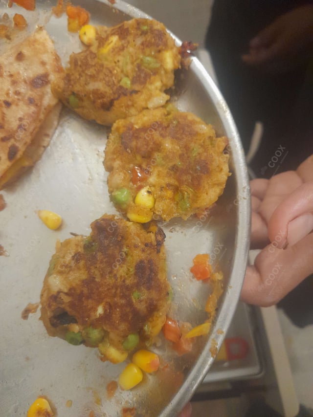 Delicious Veg Cutlets prepared by COOX
