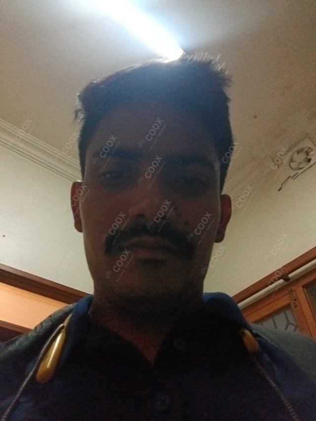 Chef from COOX at bookings. Professional cooks chefs at home