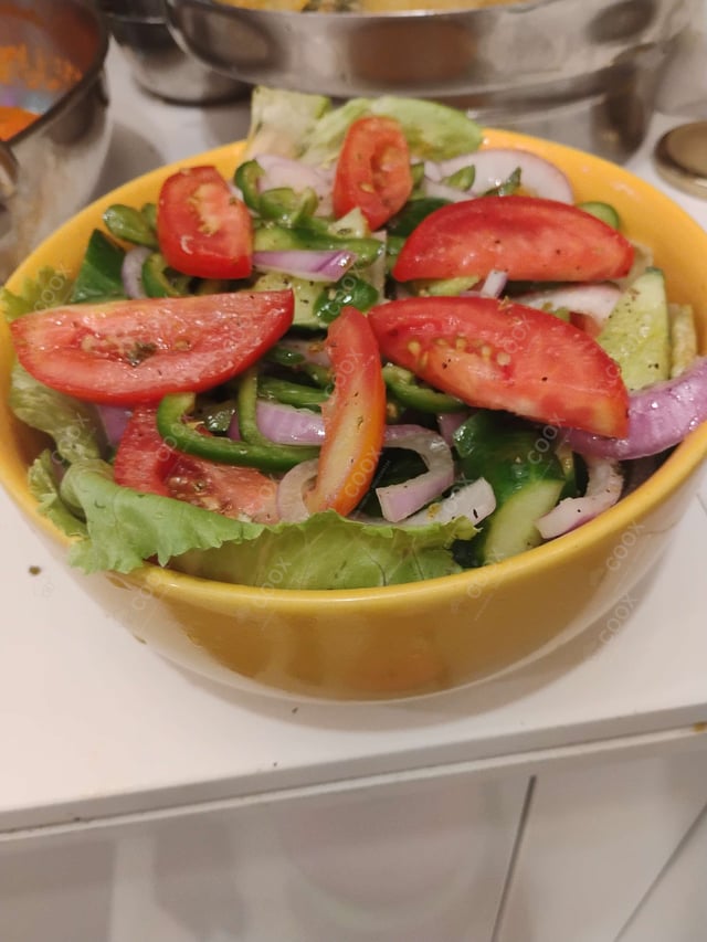 Tasty Greek Salad cooked by COOX chefs cooks during occasions parties events at home