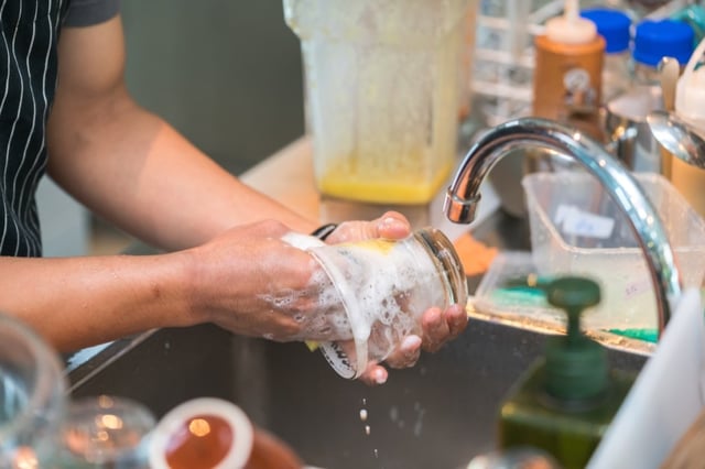 Book trained professional cooks chefs at home. Best personal chef services via COOX. Hire top rated cooks chefs near me