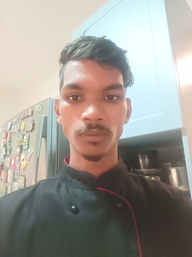 Chef from COOX at bookings. Professional cooks chefs at home
