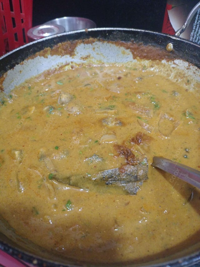 Delicious Mushroom do Pyaza prepared by COOX