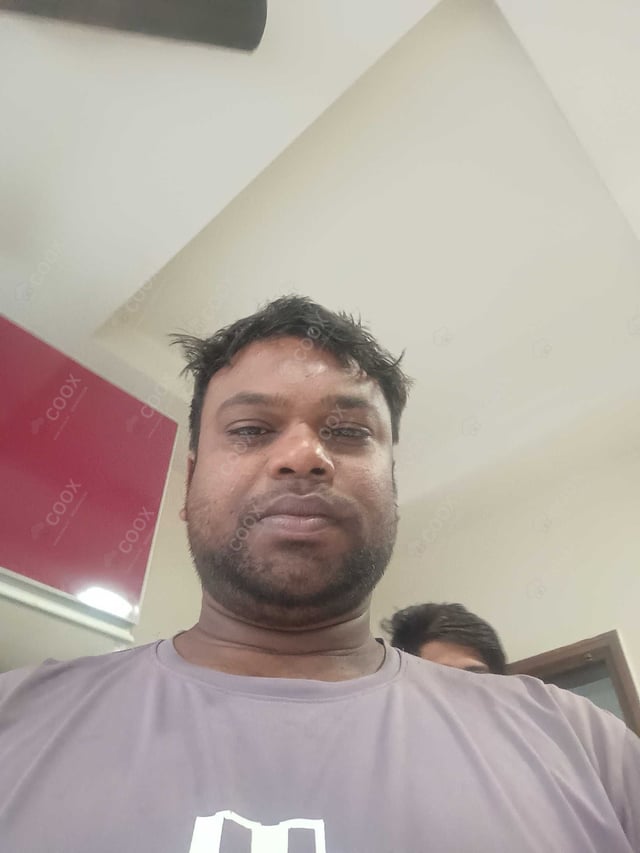 Chef from COOX at bookings. Professional cooks chefs at home