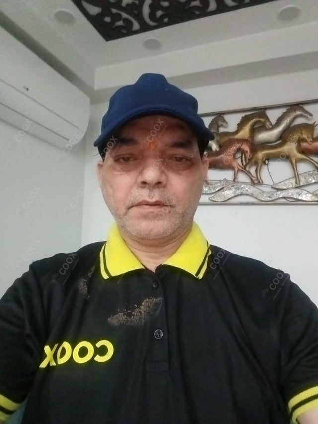 Chef from COOX at bookings. Professional cooks chefs at home