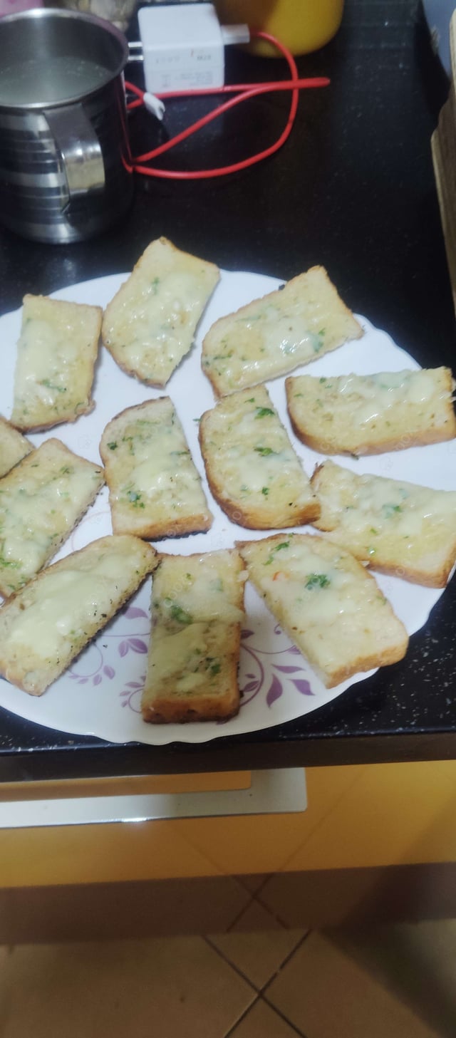 Delicious Garlic Bread with Cheese prepared by COOX