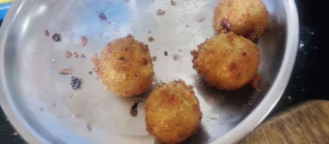 Delicious Fried Cheese Balls prepared by COOX