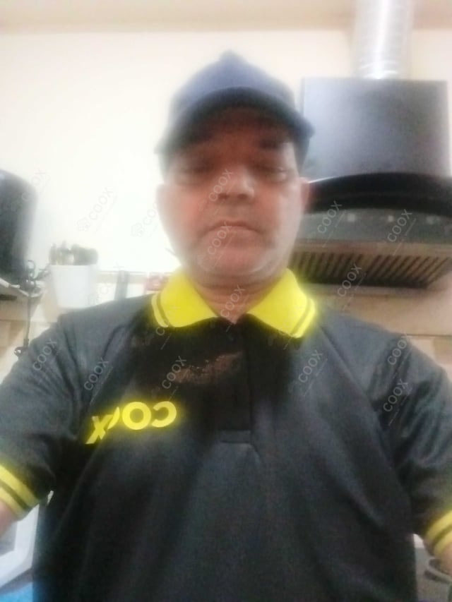 Chef from COOX at bookings. Professional cooks chefs at home