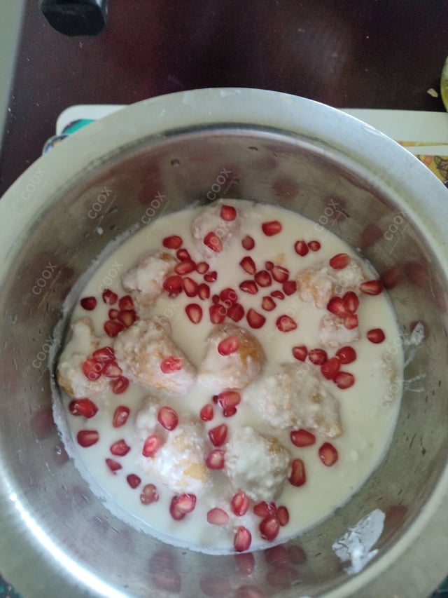 Delicious Dahi Bhalla prepared by COOX