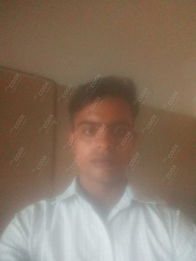 Chef from COOX at bookings. Professional cooks chefs at home
