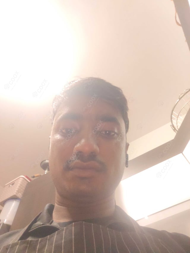 Chef from COOX at bookings. Professional cooks chefs at home