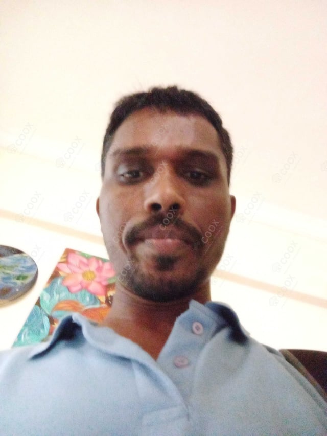 Chef from COOX at bookings. Professional cooks chefs at home