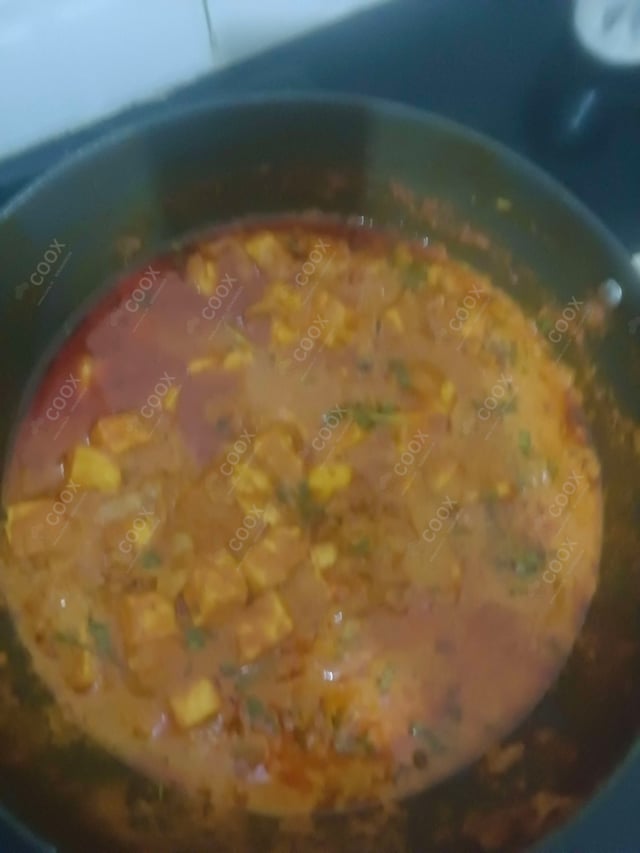 Delicious Paneer Lababdar prepared by COOX