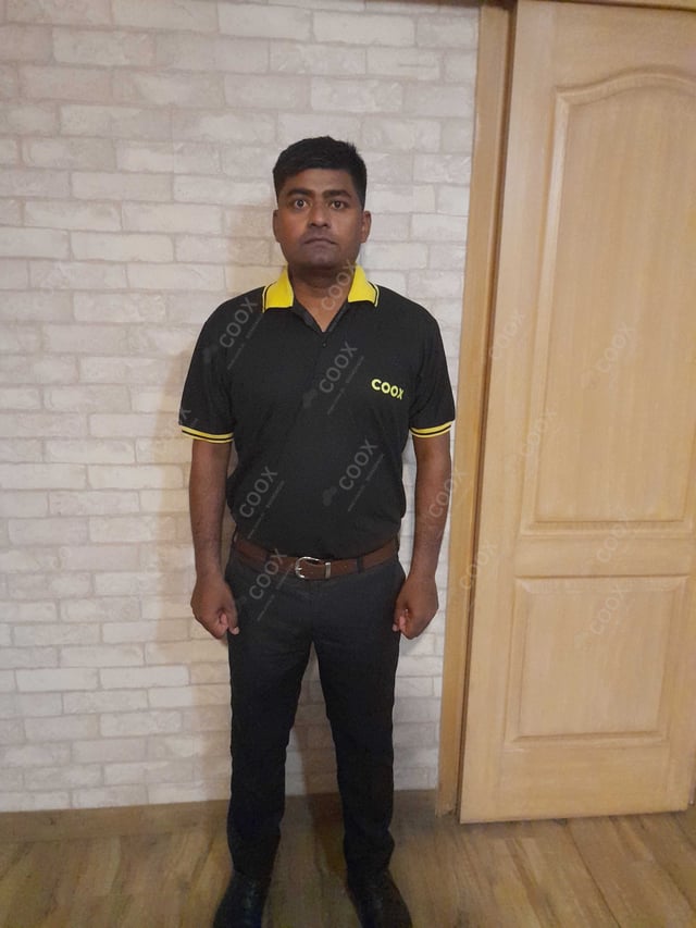 Chef from COOX at bookings. Professional cooks chefs at home