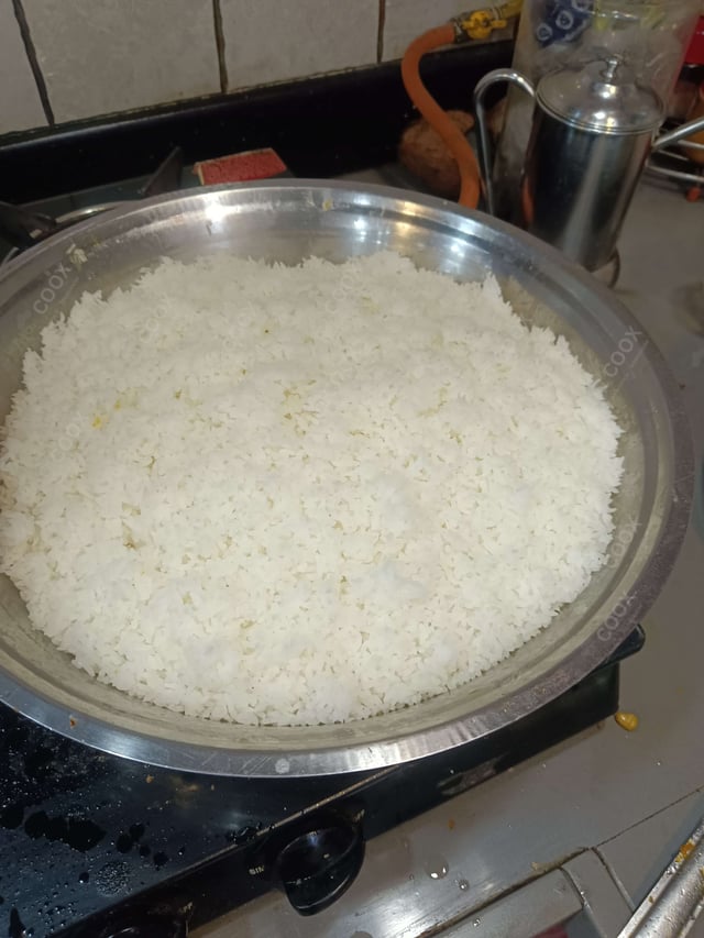 Delicious Steamed Rice prepared by COOX