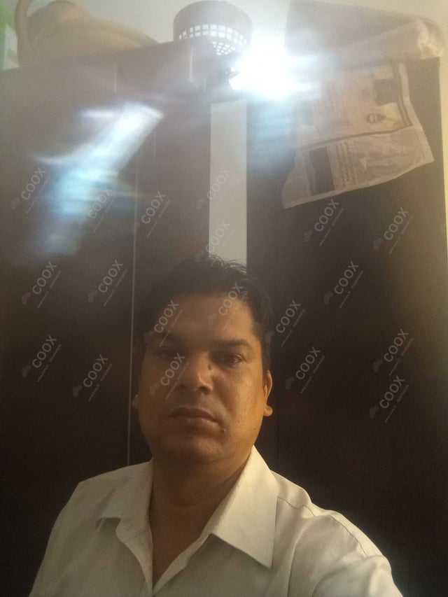 Chef from COOX at bookings. Professional cooks chefs at home
