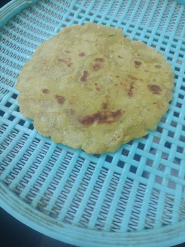 Delicious Makki ki Rotis prepared by COOX