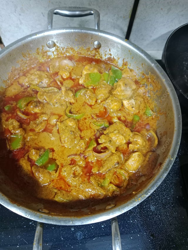 Delicious Chicken Tikka Masala prepared by COOX