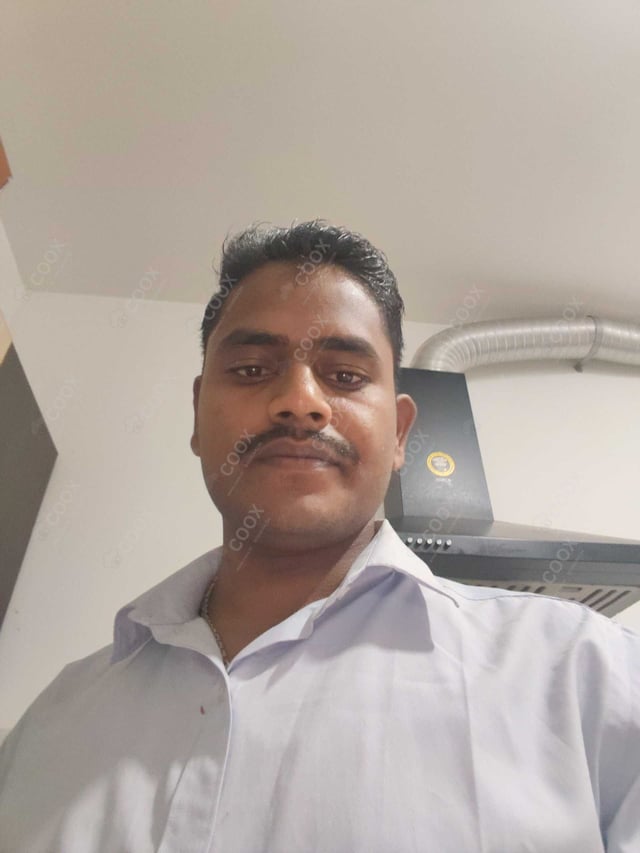Chef from COOX at bookings. Professional cooks chefs at home