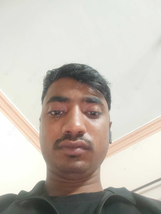 Chef from COOX at bookings. Professional cooks chefs at home