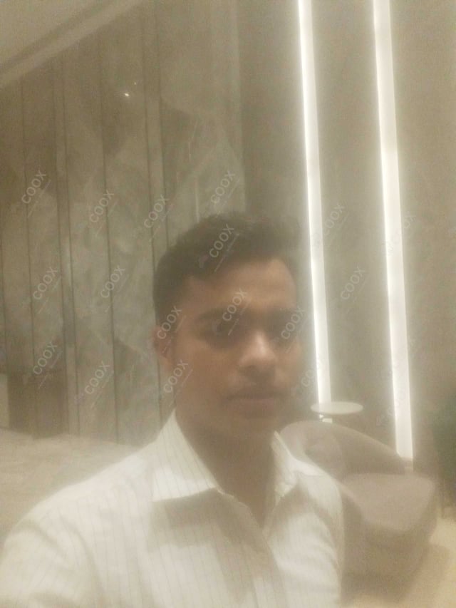 Chef from COOX at bookings. Professional cooks chefs at home