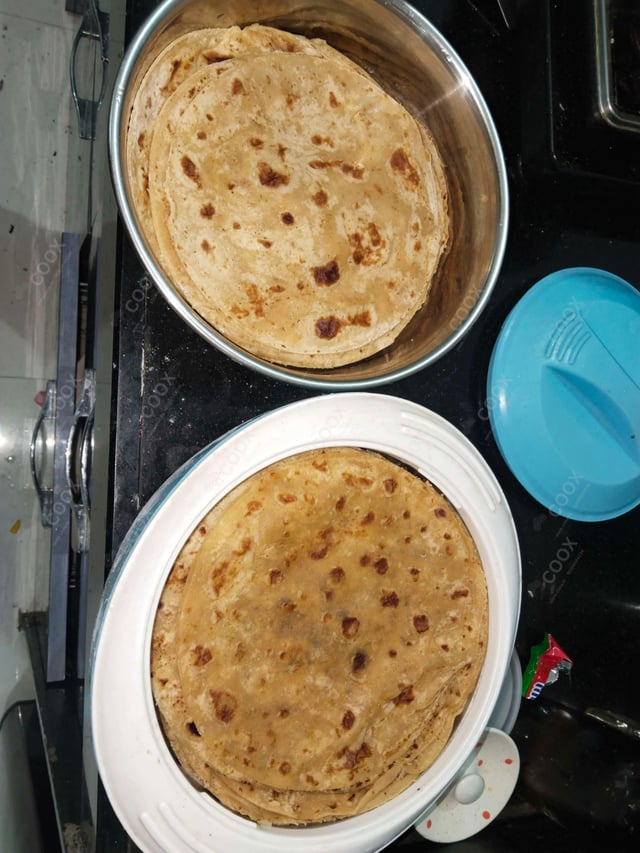 Delicious Tawa Rotis prepared by COOX