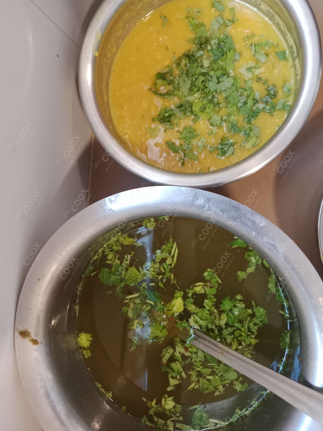 Delicious Gol Gappe (Pani Puri) prepared by COOX