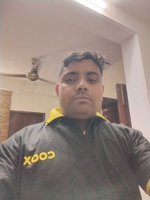 Chef from COOX at bookings. Professional cooks chefs at home