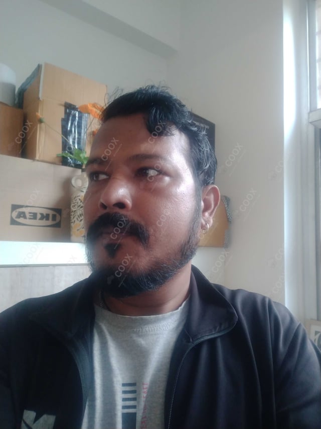 Chef from COOX at bookings. Professional cooks chefs at home