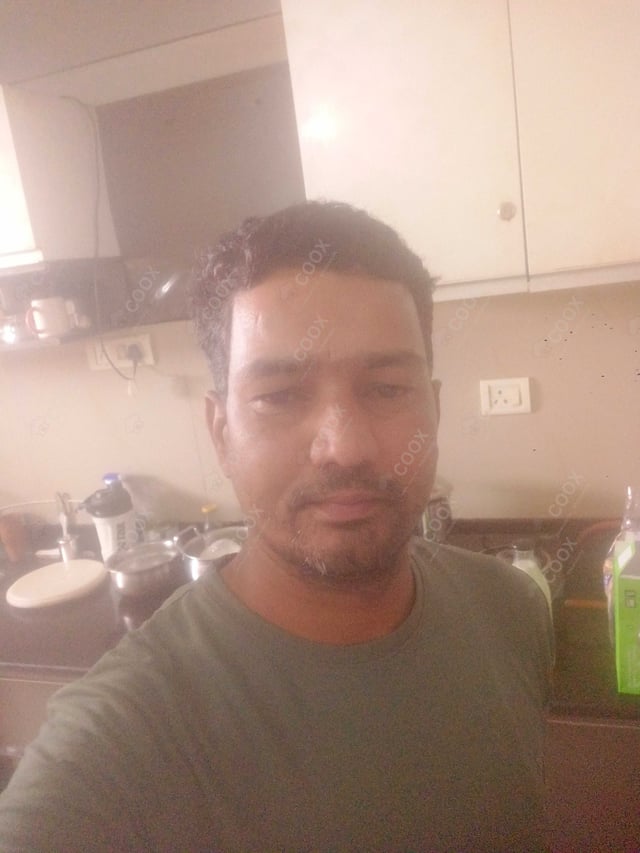 Chef from COOX at bookings. Professional cooks chefs at home