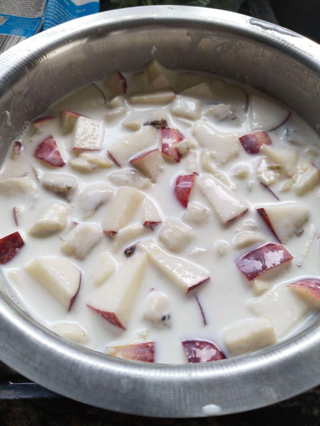 Delicious Fruit Cream prepared by COOX