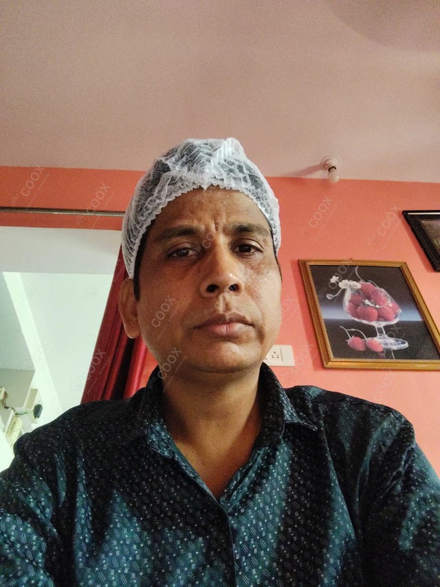 Chef from COOX at bookings. Professional cooks chefs at home