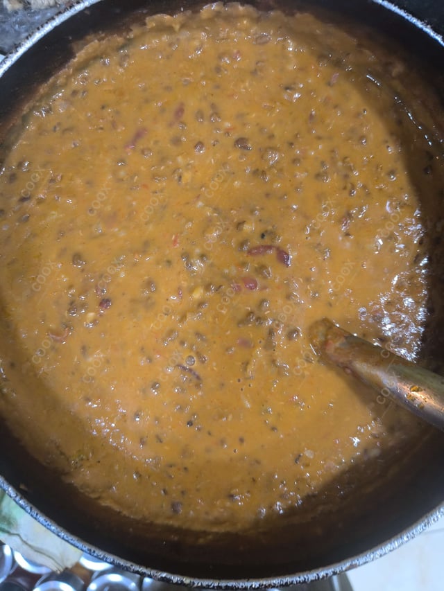 Delicious Dal Makhni prepared by COOX